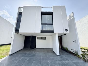 CASA EN VENTA EN PARQUE MEXICO, LOMAS DE ANGELOPOLIS III