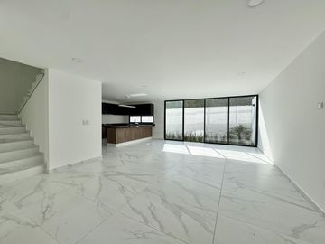CASA EN VENTA EN PARQUE MEXICO, ZONA LOMAS DE ANGELÓPOLIS III