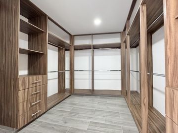 CASA EN VENTA EN PARQUE MEXICO, ZONA LOMAS DE ANGELÓPOLIS III