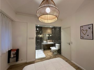 2 AMBIENTES A LA CALLE CON BALCON - ALTE. BROWN 1712