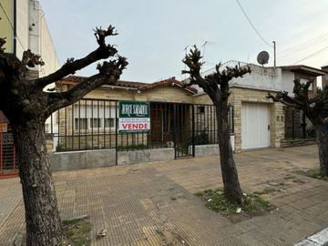 Chalet en venta en Villa Luzuriaga
