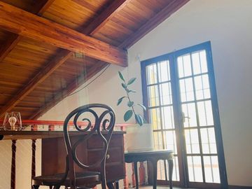 Villa Allende , a mtrs del Shopping , casa en venta de  3 dormitorios con pileta y cochera