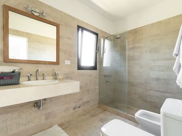 VENTA CASA 4 AMBIENTES CLUB DE CAMPO LOS PUENTES