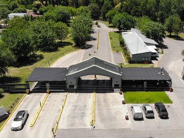 VENTA CASA 4 AMBIENTES CLUB DE CAMPO LOS PUENTES