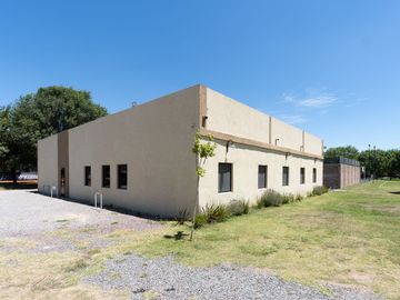 VENTA CASA 4 AMBIENTES CLUB DE CAMPO LOS PUENTES
