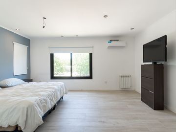 VENTA CASA 4 AMBIENTES CLUB DE CAMPO LOS PUENTES