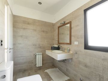 VENTA CASA 4 AMBIENTES CLUB DE CAMPO LOS PUENTES