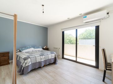 VENTA CASA 4 AMBIENTES CLUB DE CAMPO LOS PUENTES
