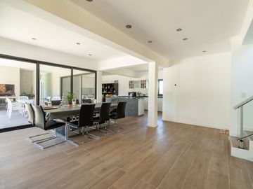 VENTA CASA 4 AMBIENTES CLUB DE CAMPO LOS PUENTES