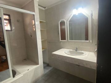 VENTA DEPARTAMENTO 6 AMBIENTES MONTE GRANDE