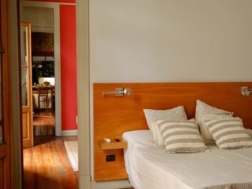 VENTA EXCELENTE  PH 6 AMB CON TERRAZA BALVANERA