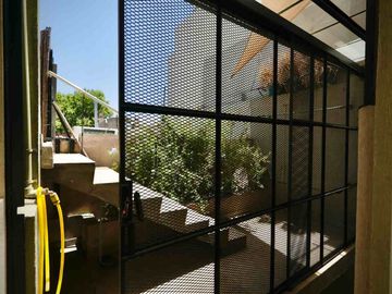 VENTA EXCELENTE  PH 6 AMB CON TERRAZA BALVANERA