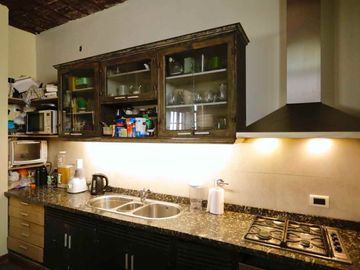 VENTA EXCELENTE  PH 6 AMB CON TERRAZA BALVANERA