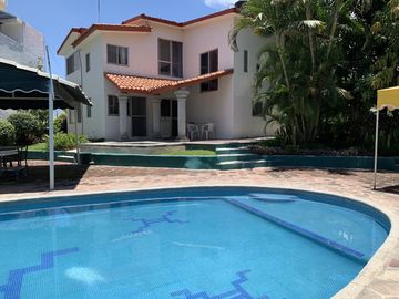 Casa en Fraccionamiento en Brisas, Temixco, Morelos CAEN-Ve-1054-Fr