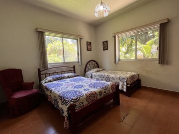 Casa en Fraccionamiento en Brisas, Temixco, Morelos CAEN-Ve-1054-Fr