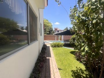Casa en Fraccionamiento en Brisas, Temixco, Morelos CAEN-Ve-1054-Fr