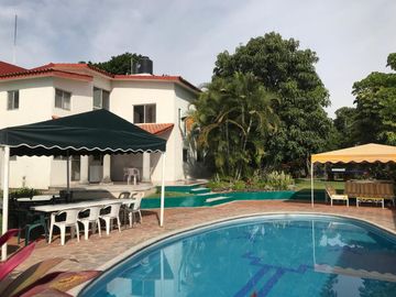 Casa en Fraccionamiento en Brisas, Temixco, Morelos CAEN-Ve-1054-Fr