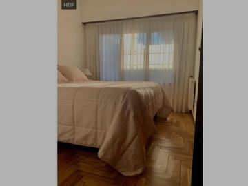 VENDO CHALET 5 AMB CON GARAGE PASANTE Y QUINCHO