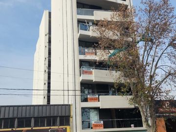 2 AMBIENTES EN EDIFICIO DE 8 PISOS , UNIDADES DE 4, 3 Y 2 AMBIENTES , PISCINA , SUM, PARRILLA, COCHERAS