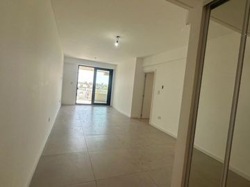 2 AMBIENTES EN EDIFICIO DE 8 PISOS , UNIDADES DE 4, 3 Y 2 AMBIENTES , PISCINA , SUM, PARRILLA, COCHERAS