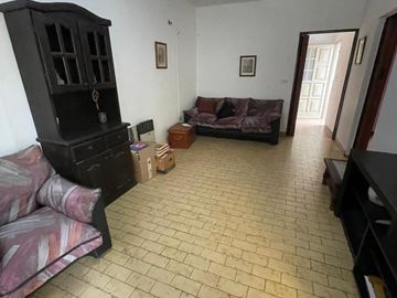 Casa de cuatro ambientes a la venta en San Miguel