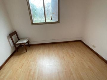 Casa de cuatro ambientes a la venta en San Miguel