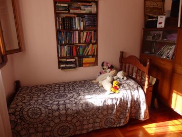 EXCELENTE CHALET 6 AMBIENTES