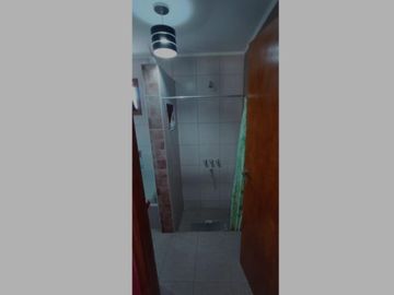 VENDO CASA 5 AMB Y QUINCHO