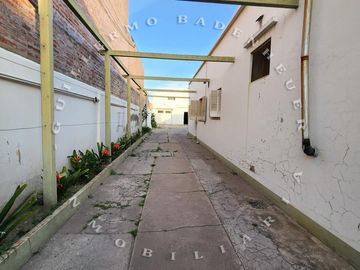 EXCEPCIONAL CASA DE 4 DORMITORIOS CON GALPÓN Y PATIO AMPLIOS