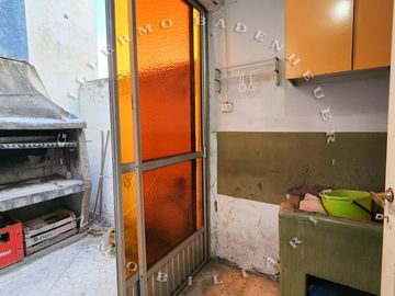 EXCEPCIONAL CASA DE 4 DORMITORIOS CON GALPÓN Y PATIO AMPLIOS