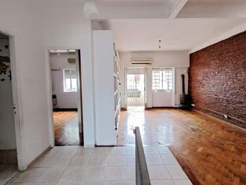 Vende Hermoso Ph 3 Ambientes Al Frente Con Terraza, Pileta Y Quincho