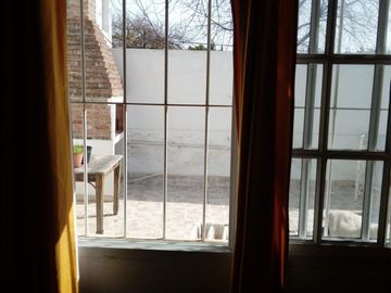 TIPO CASA 3 AMBIENTES SIN EXPENSAS EN PRIMER PISO CON GRAN PATIO IMPECABLE