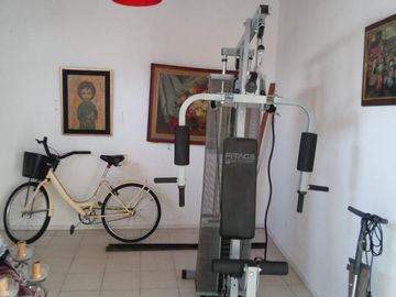 TIPO CASA 3 AMBIENTES SIN EXPENSAS EN PRIMER PISO CON GRAN PATIO IMPECABLE