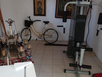 TIPO CASA 3 AMBIENTES SIN EXPENSAS EN PRIMER PISO CON GRAN PATIO IMPECABLE