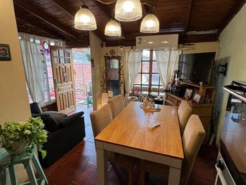 CHALET MULTIFAMILIAR - Garage - Excelente