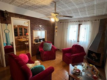 CHALET MULTIFAMILIAR - Garage - Excelente