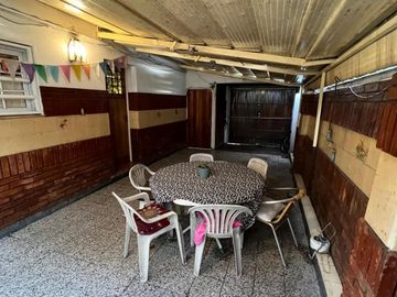 CHALET MULTIFAMILIAR - Garage - Excelente