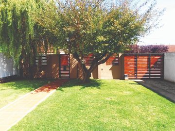 Casa en Venta Excelente estado Zona 3