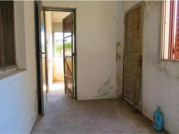 Casas mas galpones en Rafael Calzada