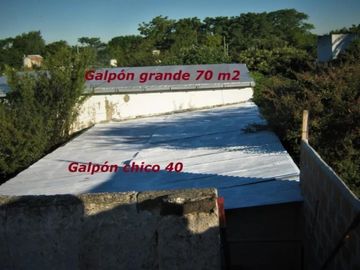 Casas mas galpones en Rafael Calzada