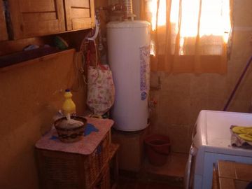 Linda casa con departamento, a metros de 9 de Julio y ruta 8