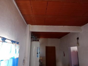 Linda casa con departamento, a metros de 9 de Julio y ruta 8