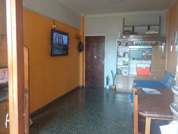 VENTA DPTO 2 AMB. MAR DE AJO CENTRO - MUY COMODO
