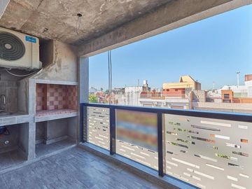 3 AMB DE 75/85 M2 APROX , COCHERA Y BAULERA , GRAN BALCON CON PARRILLA