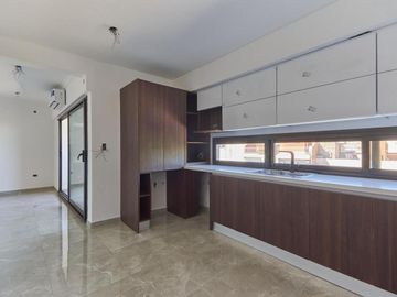 3 AMB DE 75/85 M2 APROX , COCHERA Y BAULERA , GRAN BALCON CON PARRILLA
