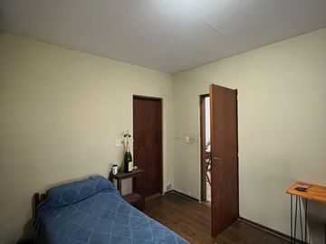 Casa de 3 AMBIENTES en venta