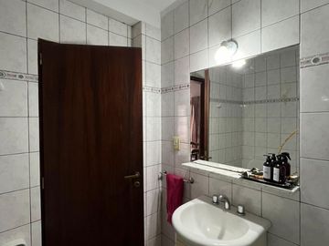 Casa de 3 AMBIENTES en venta