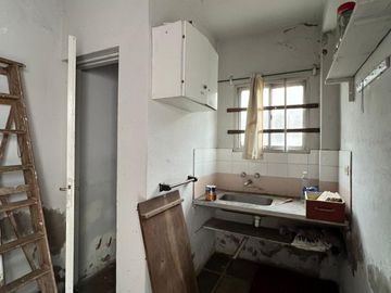 Casa de 3 AMBIENTES en venta