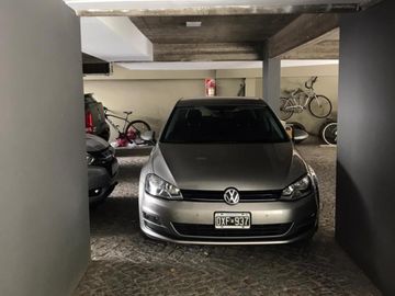 2 amb al frente con terraza propia , 110 m2 totales, dos cocheras , Sum , Piscina .