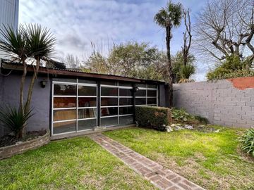 Casa de 5 AMBIENTES en venta